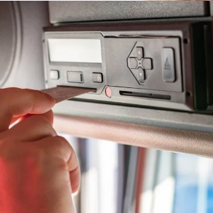 Szkolenie z przepisów o czasie pracy kierowcy – blok 1 - Obsługa tachografów cyfrowych i analogowych